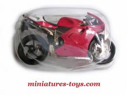 La moto miniature Ducati 996 SPS au 1/18ème de Maisto