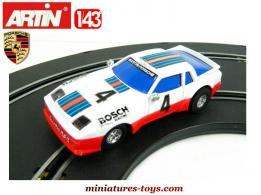 La Porsche 924 blanche miniature pour circuit Artin by Jouef au 1/43e