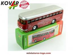 Un autobus Bussing rouge en miniature style jouet ancien par CKO au 1/50e
