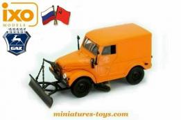 La voiture Gaz T-3 69 chasse neige russe en miniature d'Ixo Models au 1/43e