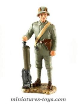 Le soldat mitrailleur allemand de 1917 en figurine métal par Hachette au 1/30e