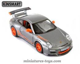 La Porsche 911 GT3 RS en miniature de Kinsmart au 1/36e