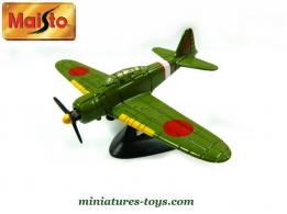 Le chasseur zéro Mitsubishi A6M2 en avion miniature par Maisto au 1/100e