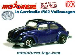 La Coccinelle violette de Volkswagen en miniature de Majorette au 1/60e