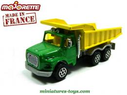 Le camion benne carrière vert et jaune en miniature de Majorette au 1/50e