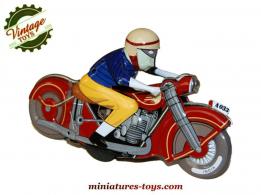 La moto miniature red Racing en métal réalisée a la façon d'un jouet ancien