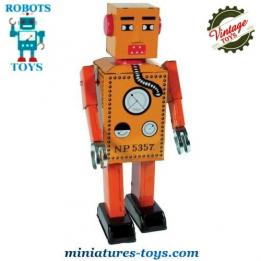 Le robot jouet Lilliput orange de style ancien vintage reproduit en métal