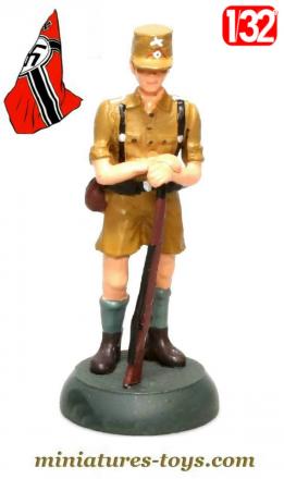 La figurine métal du soldat allemand de la SA au 1/32e