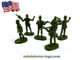 Un lot de 6 petits soldats américains contemporains au 1/42e