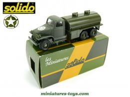 Le GMC CCKW 353 6x6 cabine tôlée citerne militaire miniature de Solido au 1/50e