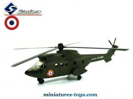 L'hélicoptère français Super Puma AS 332 vert en miniature de Solido au 1/78e