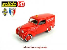 Le break Renault Juvaquatre pompiers en miniature de Solido au 1/43e