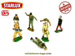 Un lot de 8 figurines de soldats français Starlux au 1/32e incomplets