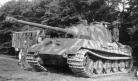 Le char allemand PzKw VI B Kingtiger miniature de Corgi Toys au 1/65e