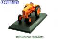 Le tracteur agricole Vendeuvre Super GG70 miniature Universal Hobbies au 1/43e