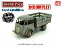 Le camion Ford bétaillère miniature de Dinky Toys incomplet au 1/65e