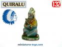 Un chef indien assis avec calumet en figurine métal Far-West Quiralu au 1/32e