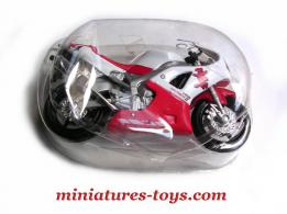 La moto miniature Yamaha YZF R1 de Maisto au 1/18e