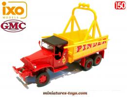Le GMC CCKW353 de levage de mats en miniature du cirque Pinder au 1/50
