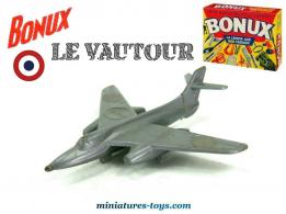 Un avion a réaction français Vautour en miniature pour Bonux au 1/250e