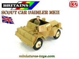 Le Scout car Daimler Mk II miniature brun sable par Britains au 1/32e