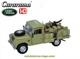 La Land Rover série III 109 commando en miniature par Cararama au 1/43e