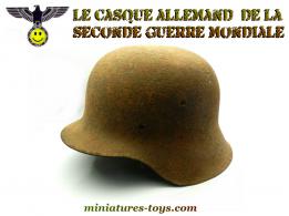 Le casque allemand de la seconde guerre mondiale en état de fouille