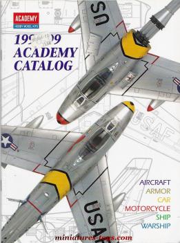 Le catalogue grand format 1998 de kits et maquettes Academy