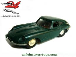 La Jaguar type E verte en miniature de la marque Circuit 24 au 1/30e