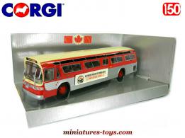 Le car GM 5302 Fishbowl de Toronto en miniature par Corgi au 1/50e