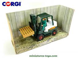 Le chariot élévateur a fourche Eddie Stobart de Corgi au 1/36e