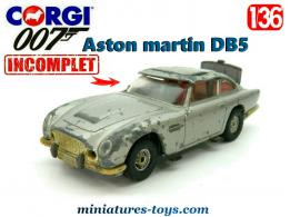 La DB5 Aston Martin de James Bond en miniature Corgi au 1/36e incomplète