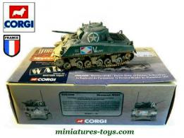 Le char Sherman M4 A2 de l'armée française miniature de Corgi au 1/50e