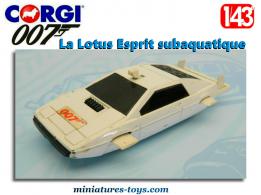 La Lotus Esprit subaquatique de James Bond en miniature Corgi Toys au 1/43e