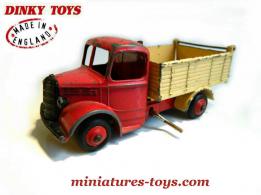 Le camion Bedford Tipper benne basculante miniature de Dinky Toys England