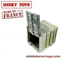 Le container miniature avec porte coulissante a peindre de Dinky Toys au 1/50e