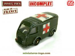 Le Renault Goélette ambulance militaire miniature Dinky Toys au 1/55e incomplet