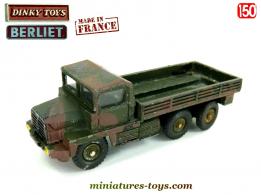 Le Berliet GBC 8KT militaire en miniature de Dinky Toys incomplet au 1/50e