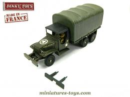 Le pare chocs pour le camion militaire GMC 6x6 miniature de Dinky Toys France