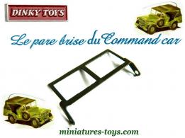 Le pare brise rabattable peint du Dodge miniature de Dinky Toys France au 1/43e
