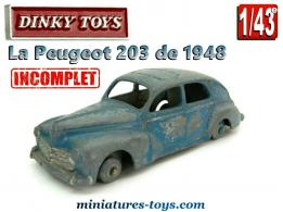 La Peugeot 203 berline en miniature Dinky Toys France au 1/43e incomplète