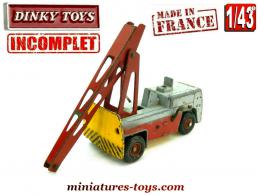 La grue Salev miniature de Dinky Toys au 1/43e incomplète
