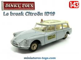 Le break Citroën ID19 Ambulance Municipale miniature de Dinky Toys au 1/43e
