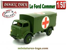Le Ford Commer ambulance militaire miniature de Dinky Toys England au 1/50e