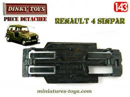 Un châssis incomplet pour la Renault 4 Sinpar de Dinky Toys France au 1/43e