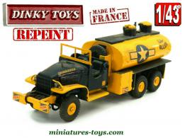 Le camion GMC 6x6 citerne miniature de Dinky Toys France incomplet repeint