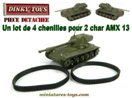 Lot 4 chenilles noires pour char AMX 13 de Dinky Toys France au 1/55e