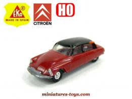 La DS19 Citroën rouge en miniature par Eko Models au H0 H0 1/88e