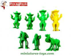 7 figurines de Lucky Luke offerte par La roche aux fées