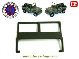 Le pare brise peint de la Jeep miniature de France Jouets et Champion au 1/38e